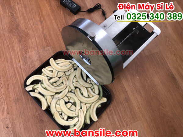 may-xat-lat-qua-chuoi-tieu-xanh