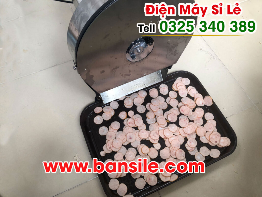 may-cat-lat-xuc-xich