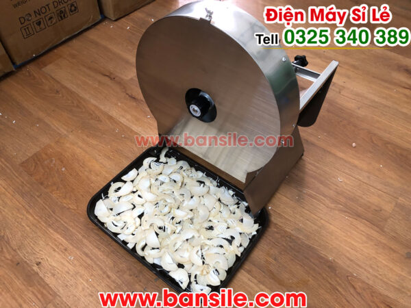 may-thai-lat-cu-mang-tuoi