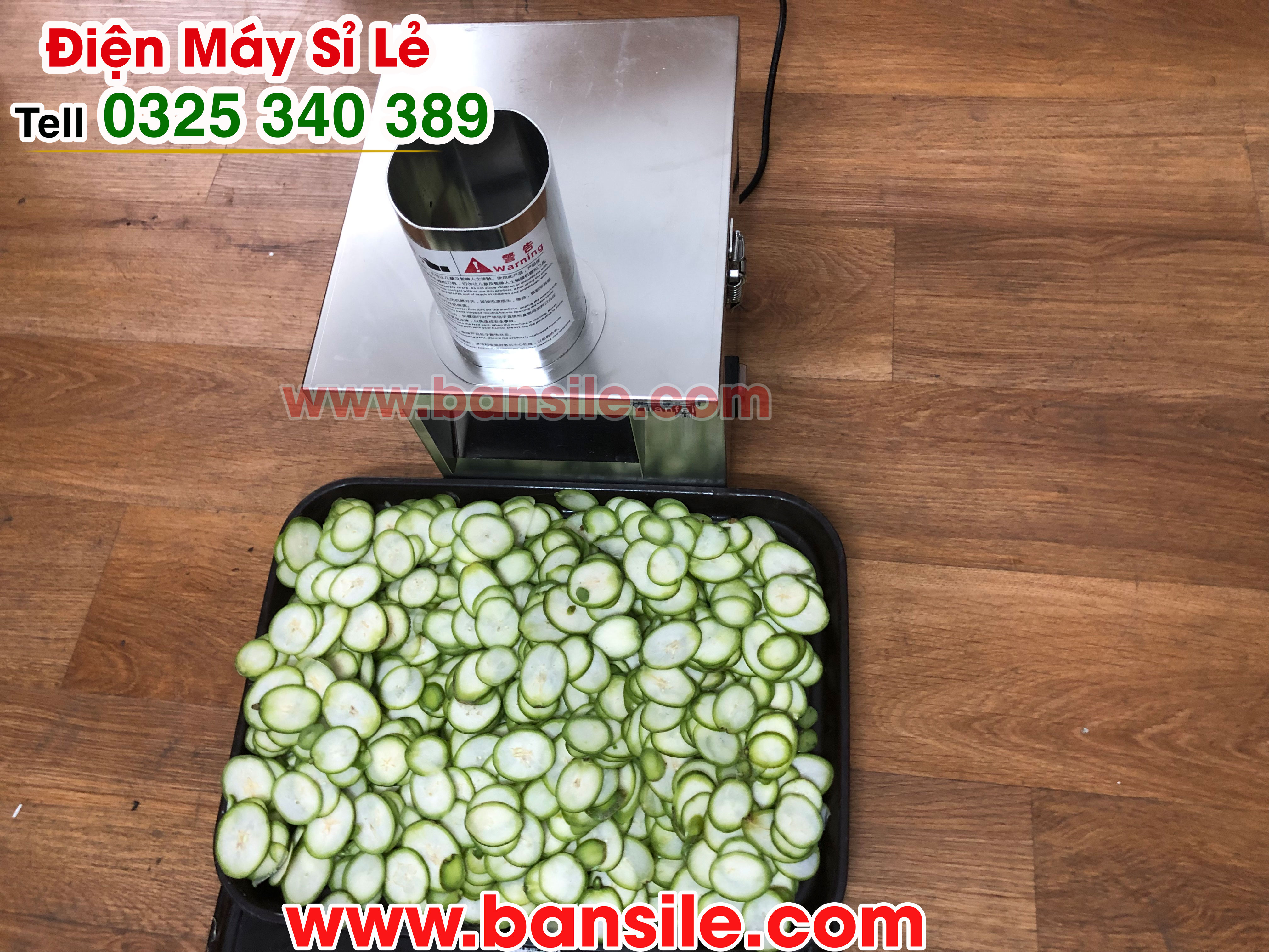 may-thai-lat-trai-coc-non